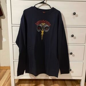 Mike Vallely sweatshirt.